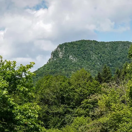 Glamping Avantura- A Natural Getaway By The Kolpa River * Kostel