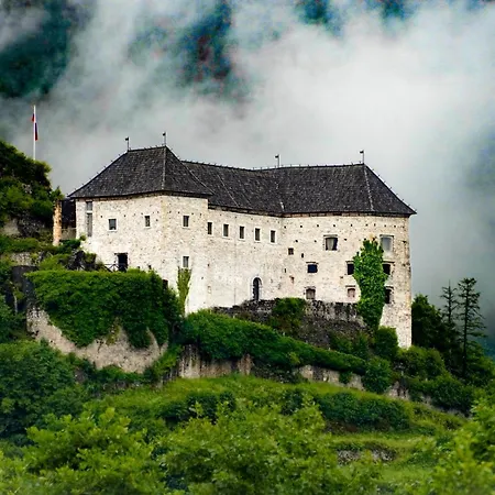 Glamping Avantura- A Natural Getaway By The Kolpa River