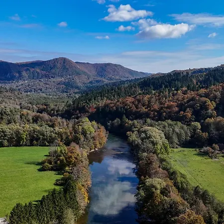 Glamping Avantura- A Natural Getaway By The Kolpa River Alpehytte *