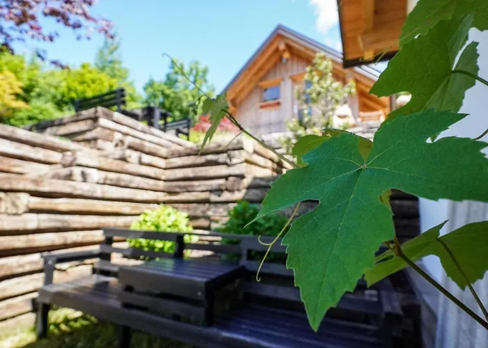 Шале Glamping Avantura- A Natural Getaway By The Kolpa River Kostel