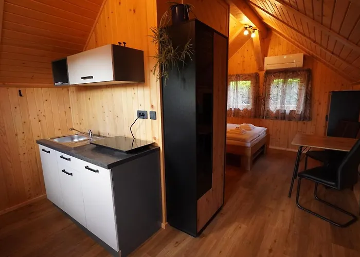 Glamping Avantura- A Natural Getaway By The Kolpa River *